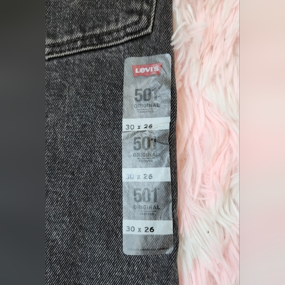 Levis 501 Original Cropped High Rise Jeans - Women's 30x26 - Black Washed - NEW - Picture 10 of 12